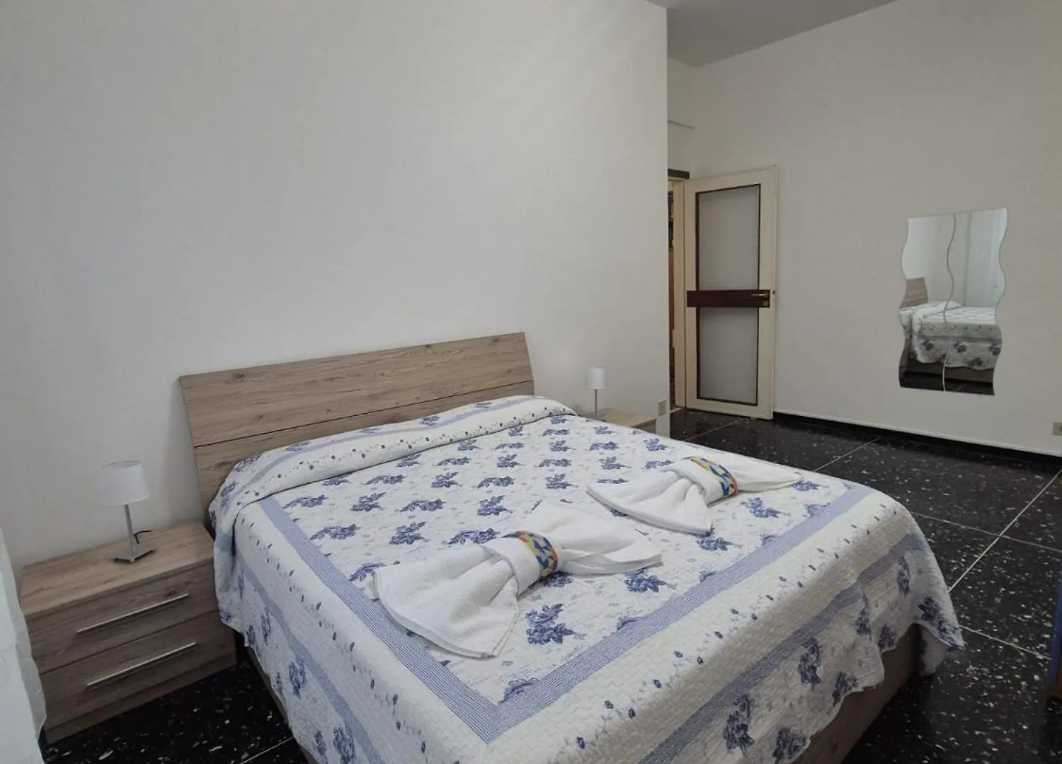 Apartment Holiday Luma Vado Ligure Italy